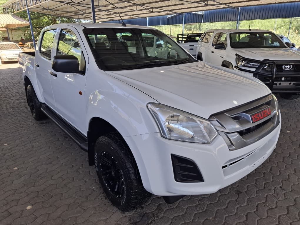 2021 Isuzu D-MAX 2.5 D/CAB 4X4 HI-RIDER photo