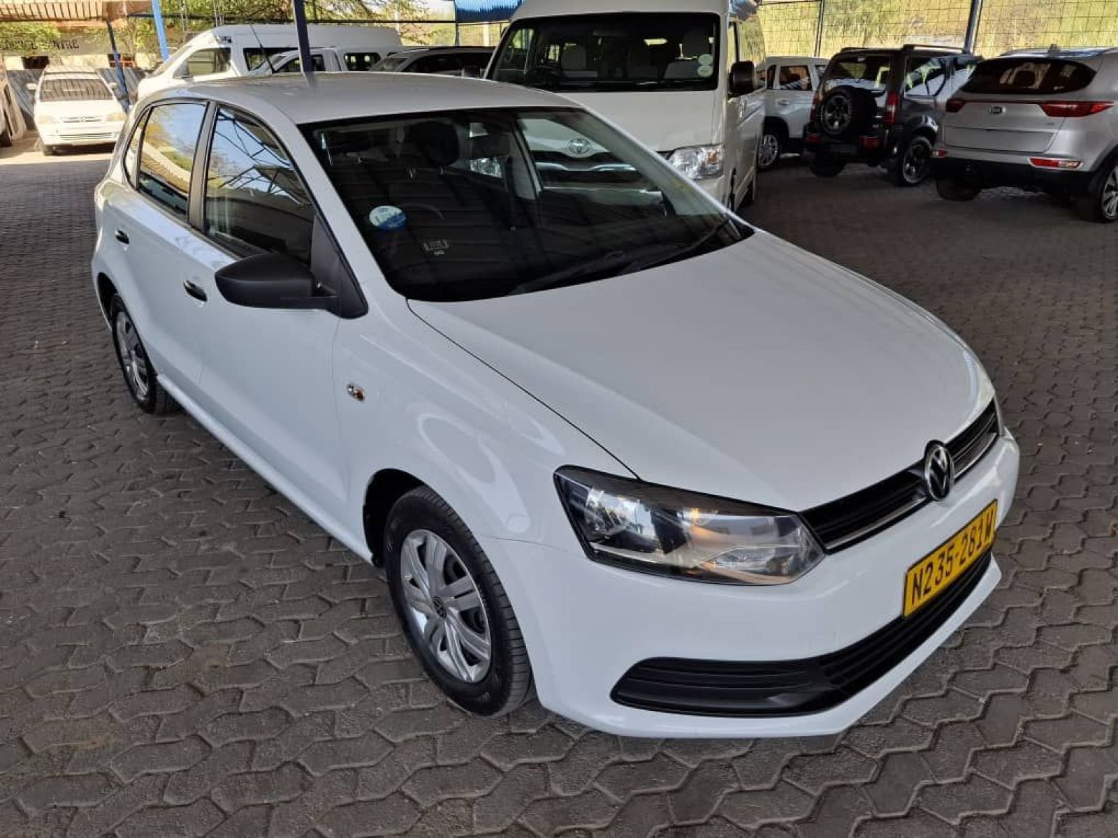 2024 Volkswagen POLO VIVO 1.4 TREDLINE photo