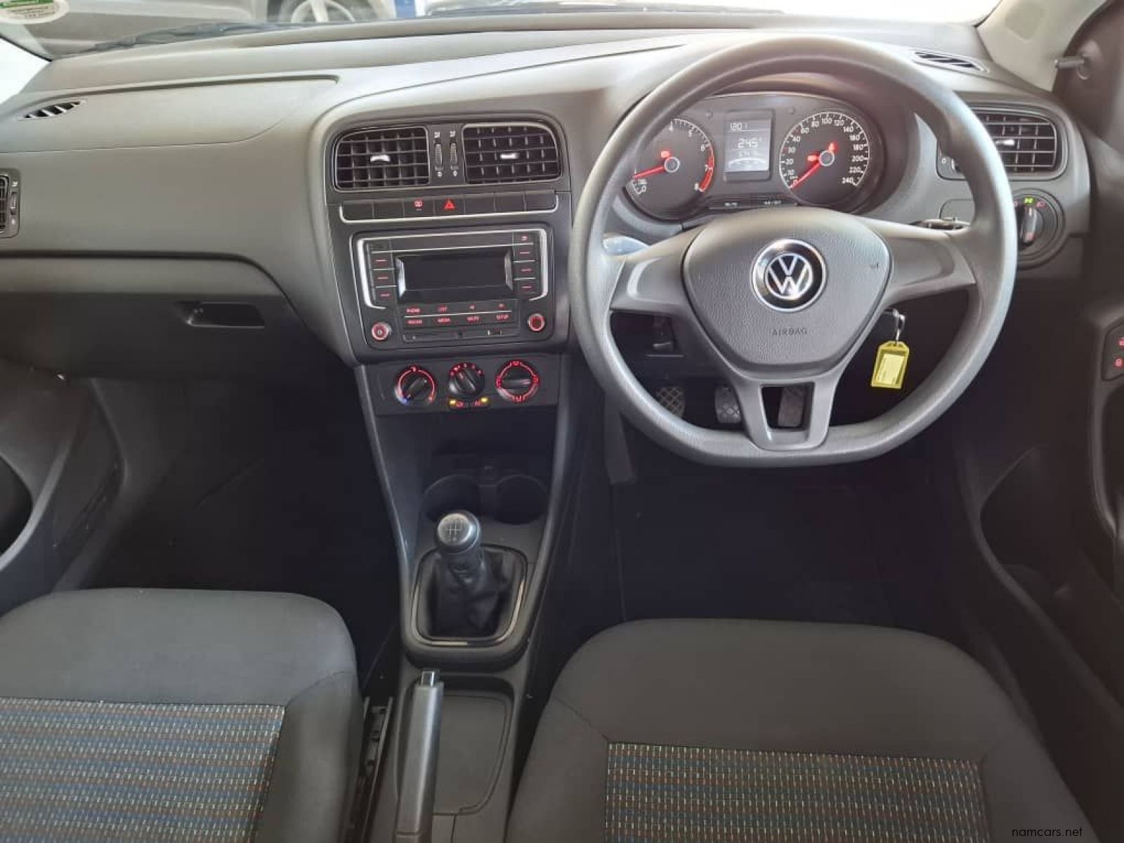 2024 Volkswagen POLO VIVO 1.4 TREDLINE photo