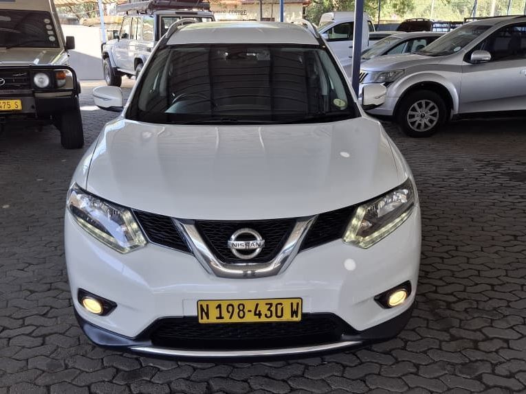 2017 Nissan X-TRAIL 2.5 4X4 photo