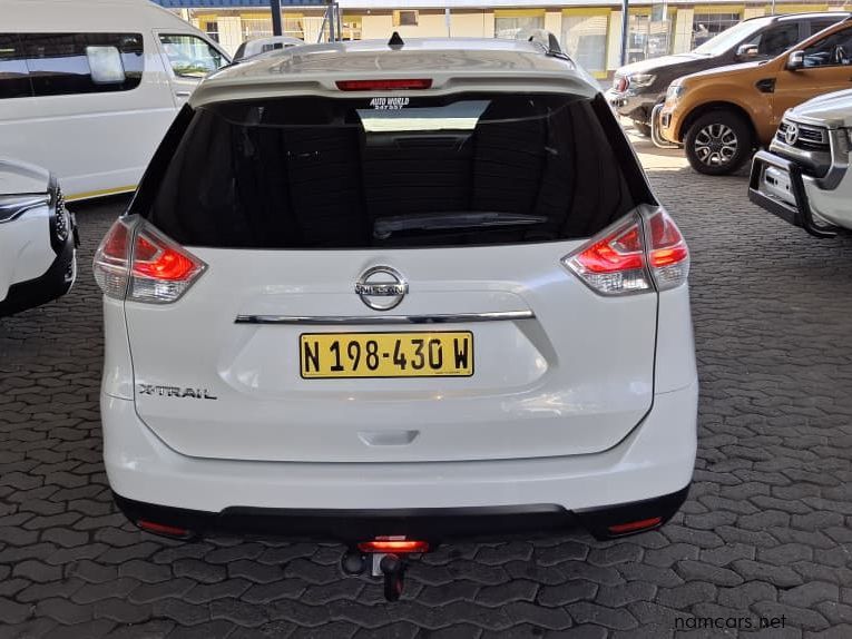 2017 Nissan X-TRAIL 2.5 4X4 photo