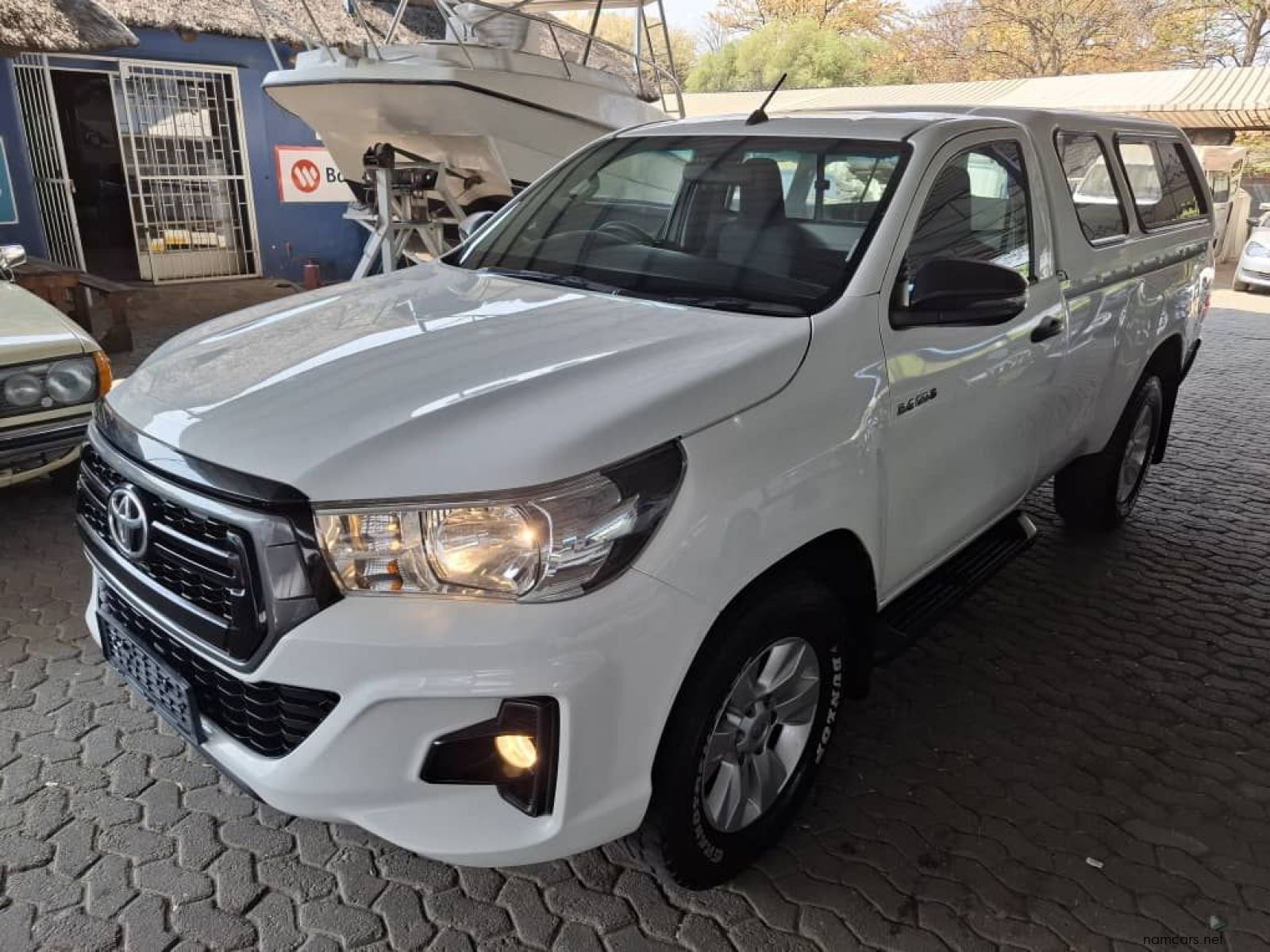 2019 Toyota HILUX 2.4 GD6 SRX 4X2 LWB S/CAB photo