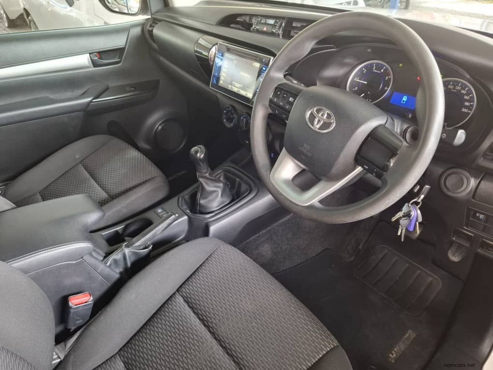 2019 Toyota HILUX 2.4 GD6 SRX 4X2 LWB S/CAB photo