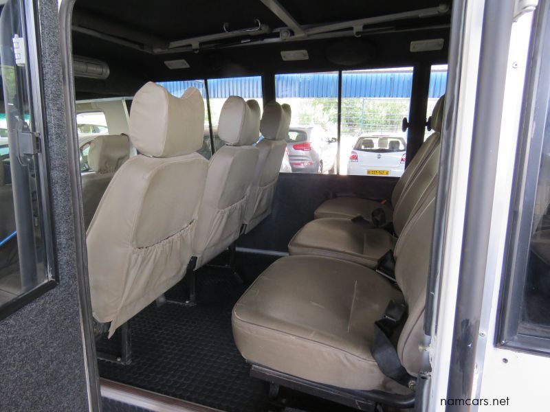2017 Toyota LANDCRUISER 4,2 DIESEL TOURIST BUS photo