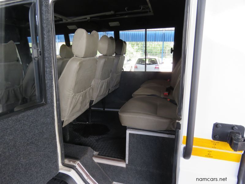 2017 Toyota LANDCRUISER 4,2 DIESEL TOURIST BUS photo