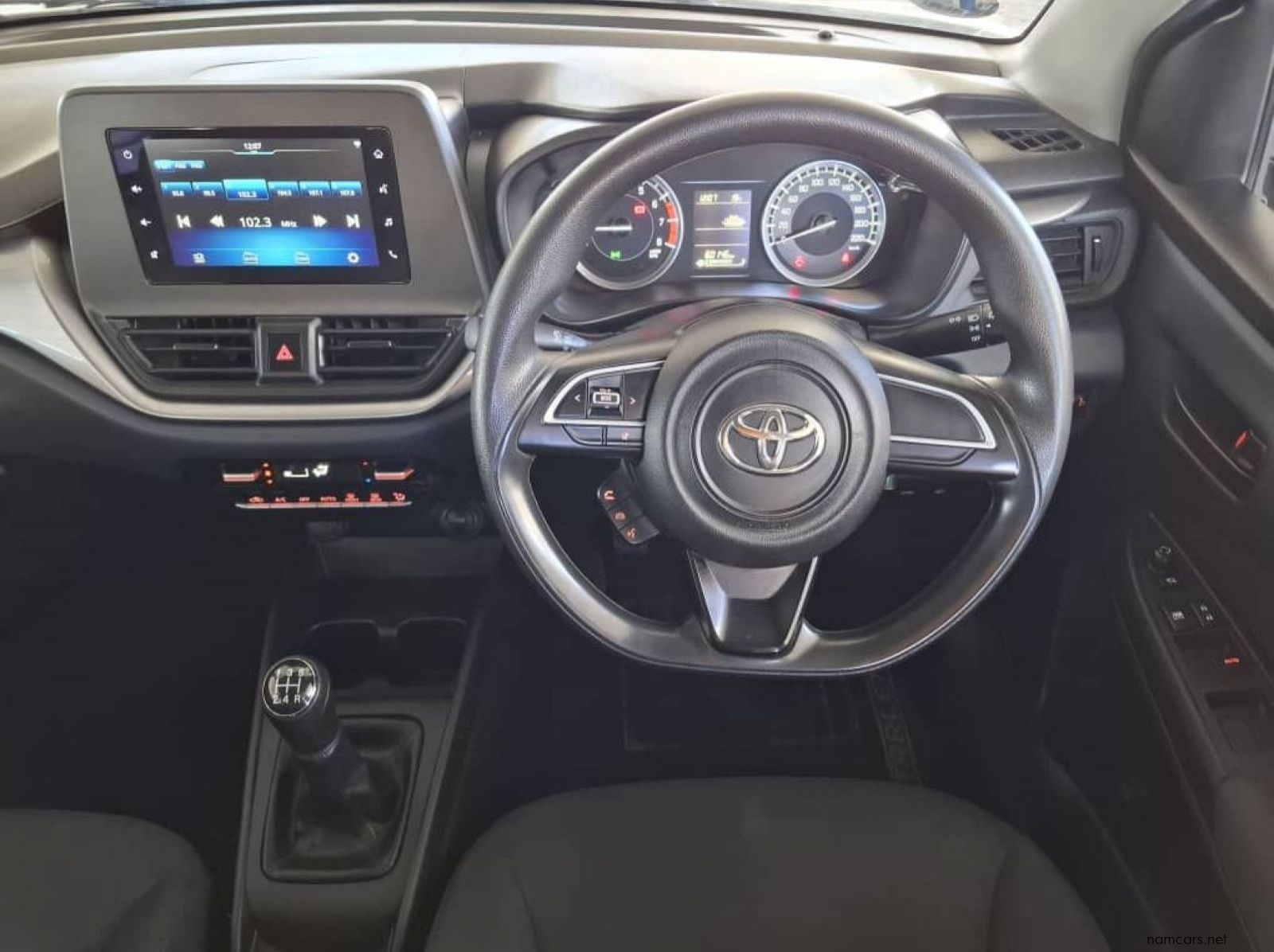 2023 Toyota STARLET 1.5 XI MAN pictures