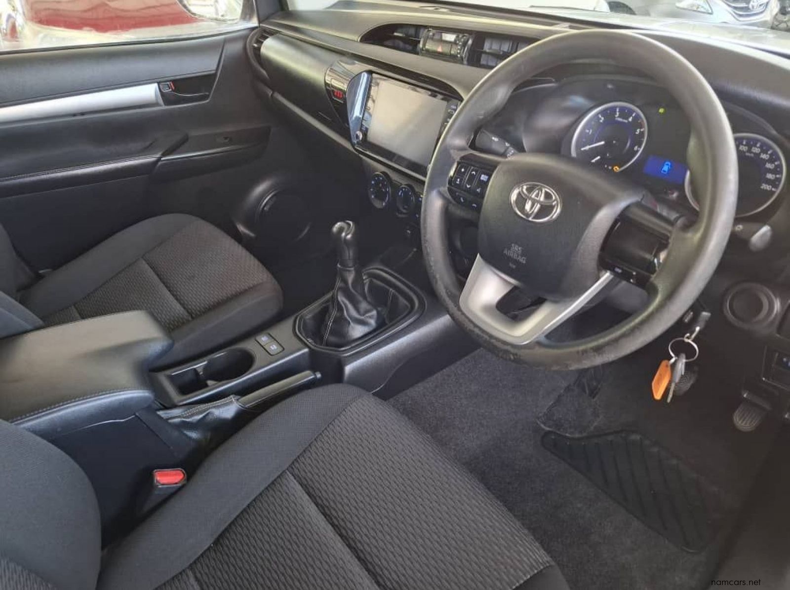 2020 Toyota HILUX 2.4 GD6 SRX 4X2 D/CAB MAN pictures