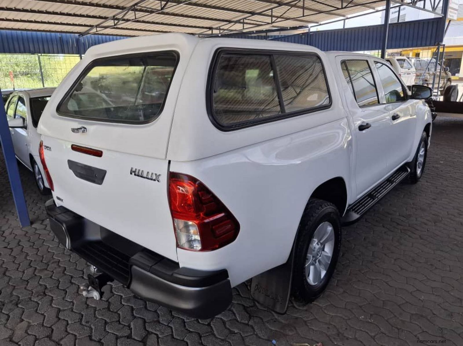 2020 Toyota HILUX 2.4 GD6 SRX 4X2 D/CAB MAN pictures