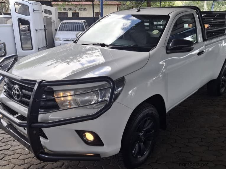 2018 Toyota HILUX 2.4 GD6 SRX 4X4 S/CAB pictures