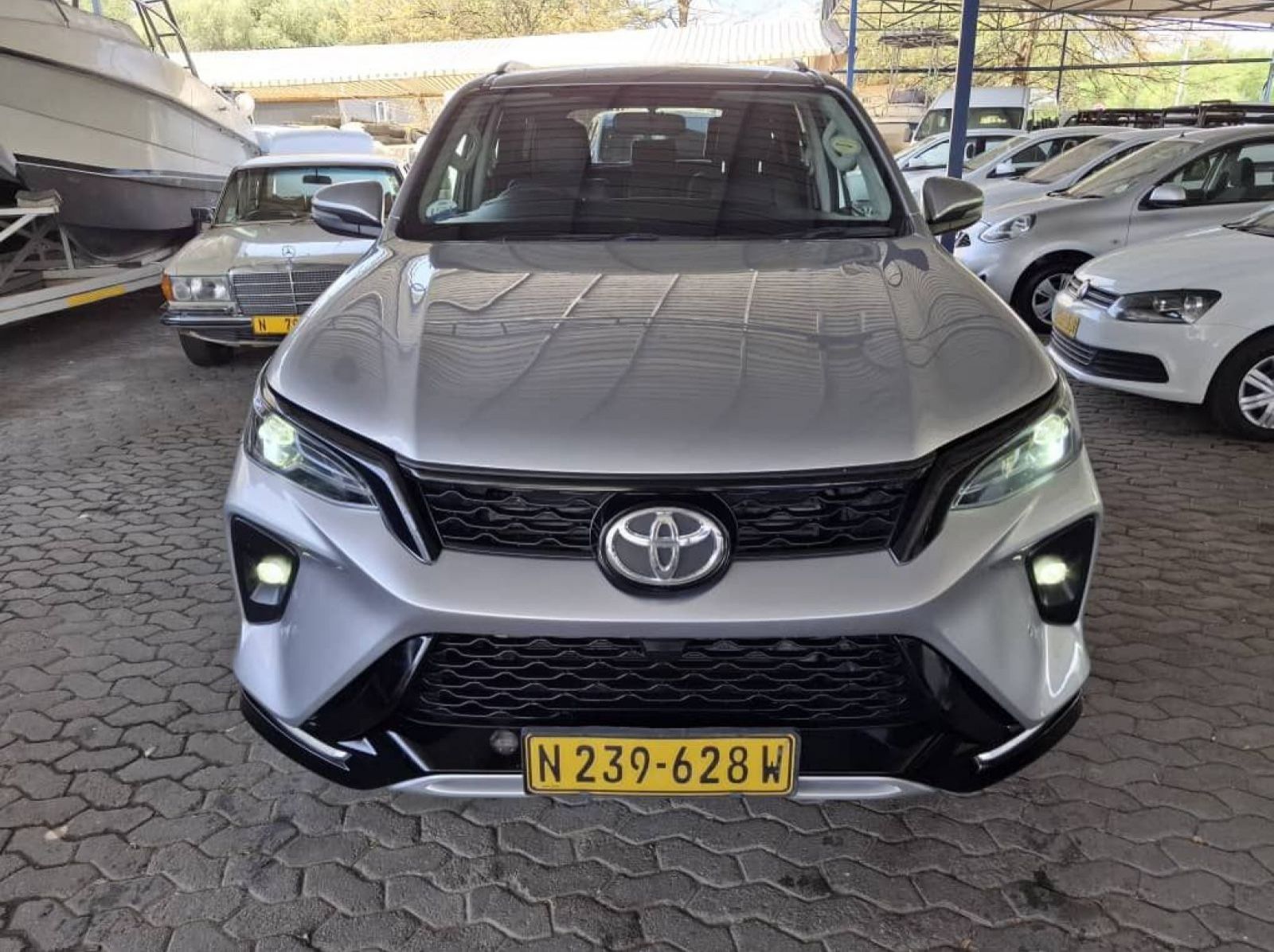 2024 Toyota FORTUNER 2.4 GD6 4X4 AUTO pictures