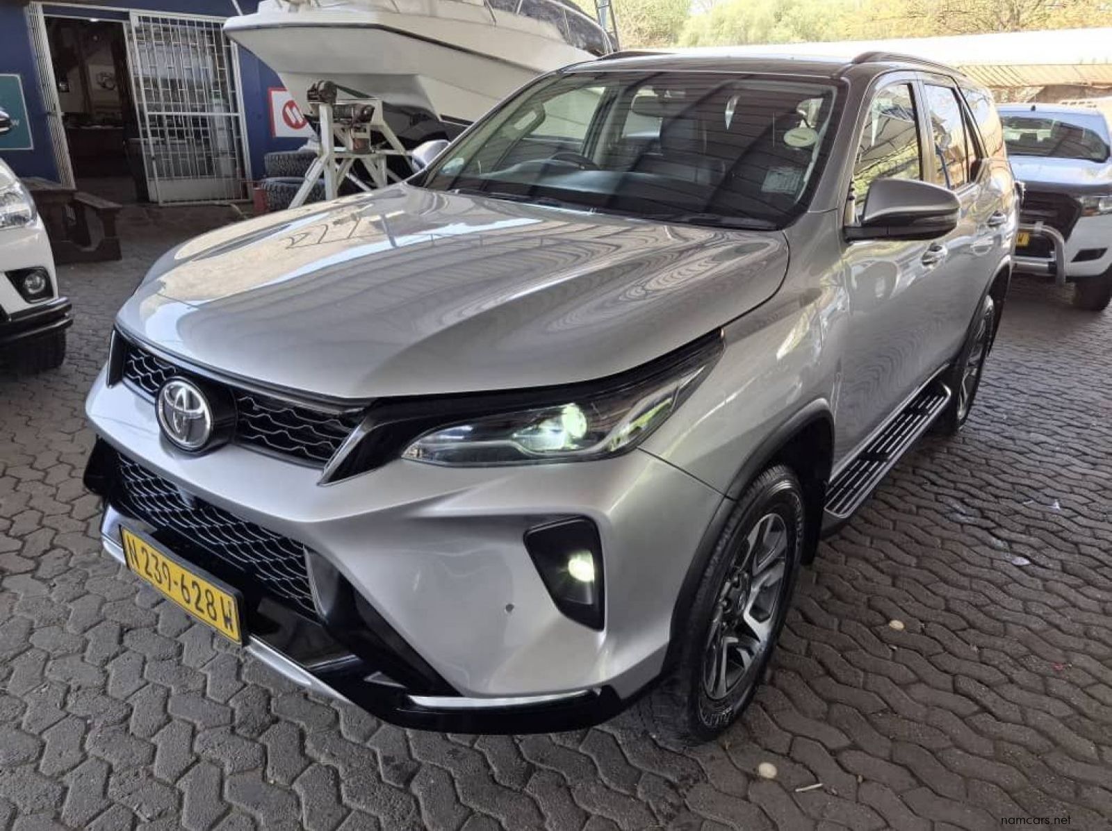2024 Toyota FORTUNER 2.4 GD6 4X4 AUTO pictures