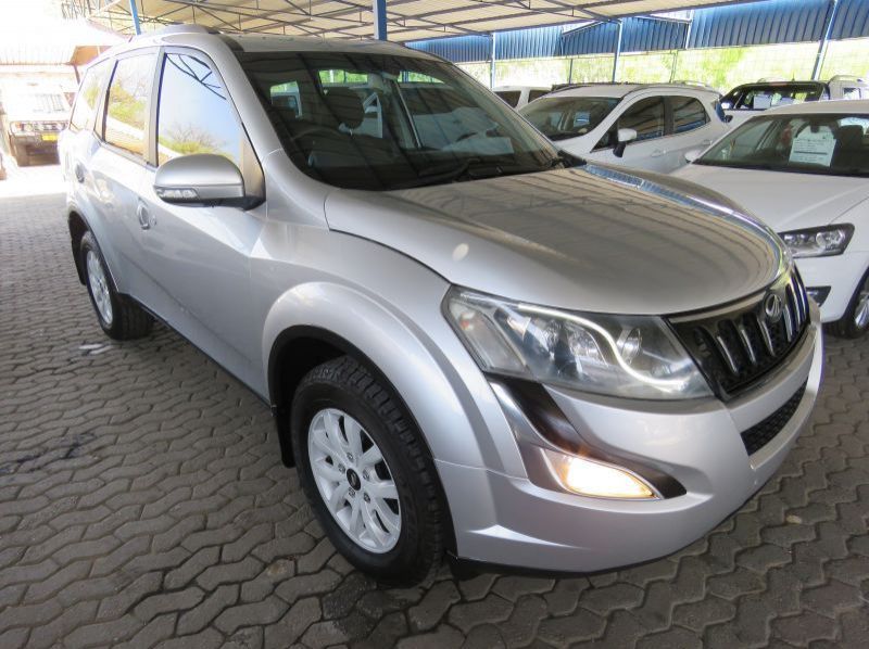 2018 Mahindra XUV 500 W8 M-HAWK 2.2 DIESEL AWD MAN pictures