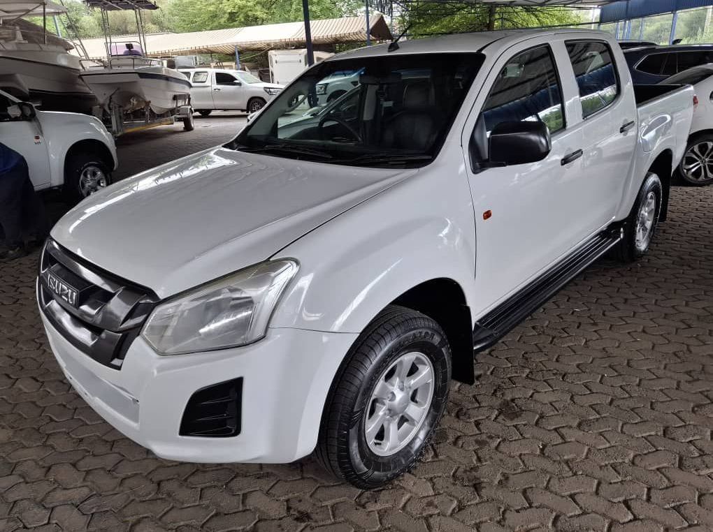 2018 Isuzu KB250 D-TEQ D/CAB 4X4 MAN pictures