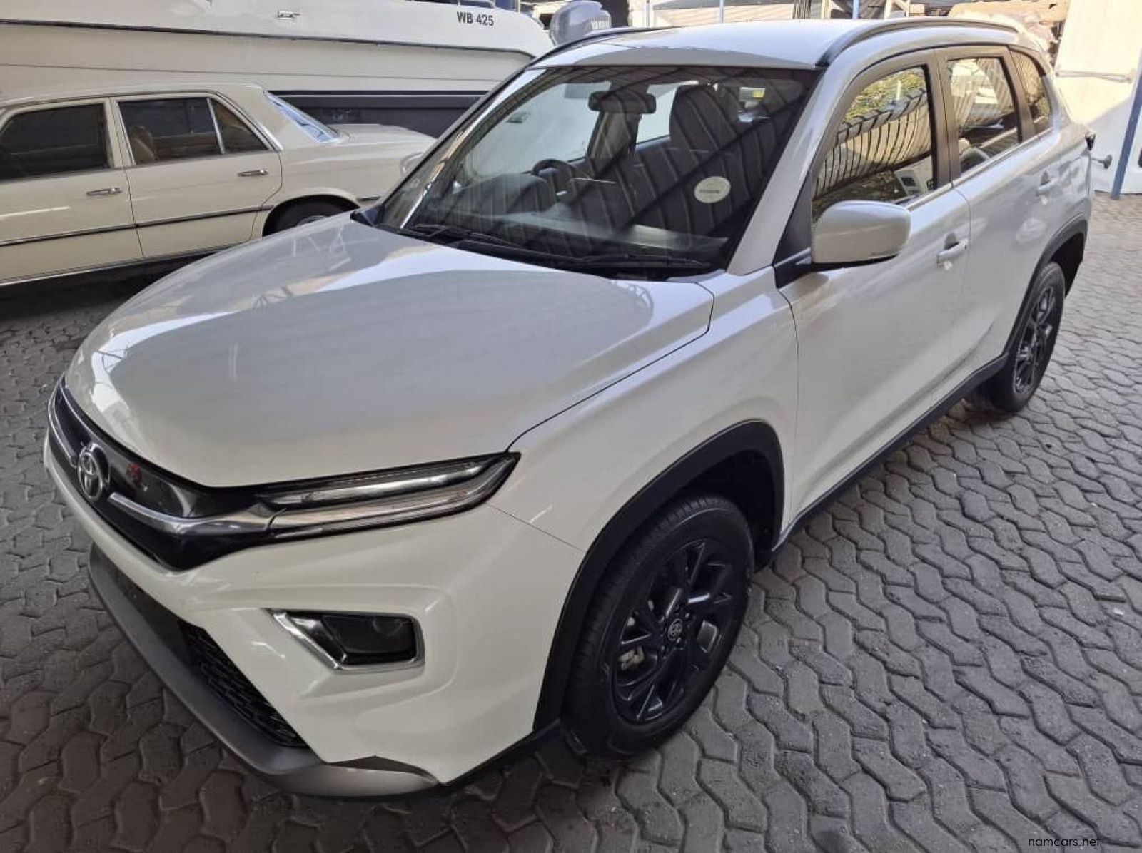 2024 Toyota URBAN CRUISER 1.5 XR AUTO pictures