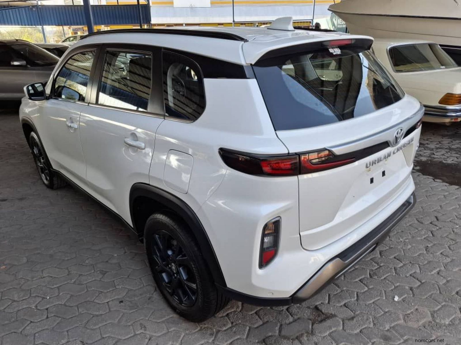 2024 Toyota URBAN CRUISER 1.5 XR AUTO pictures