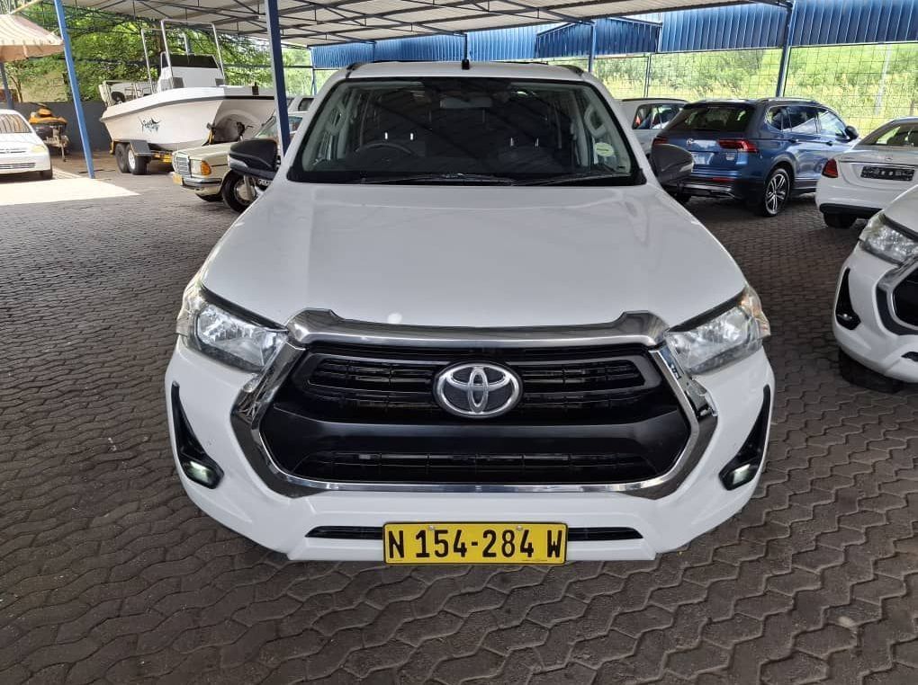 2021 Toyota HILUX 2.4 GD6 RAIDER D/CAB 4X4 AUTO pictures