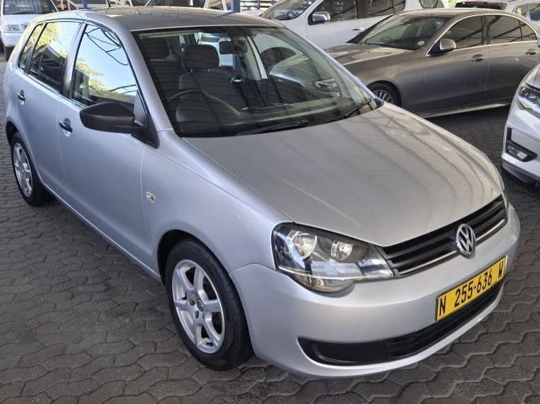 2017 Volkswagen POLO VIVO 1.4 TRENDLINE pictures