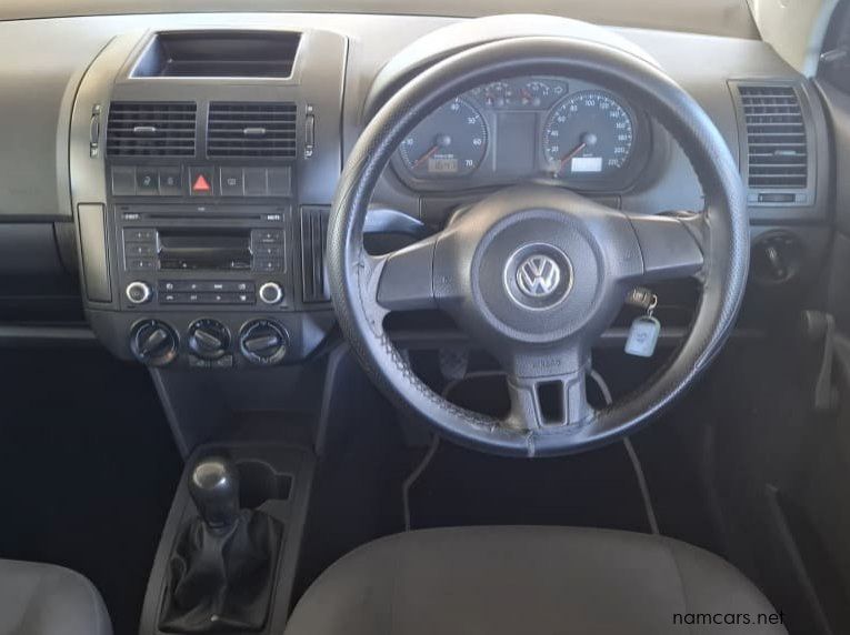 2017 Volkswagen POLO VIVO 1.4 TRENDLINE pictures