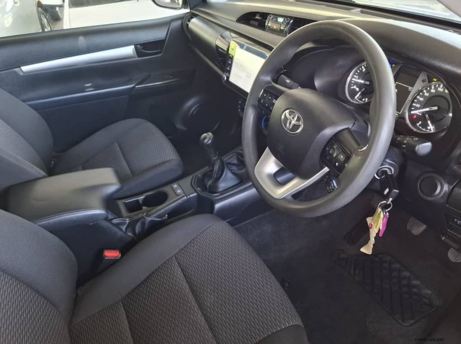 2021 Toyota HILUX 2.4 GD6 RAIDER 4X2 S/CAB MAN pictures