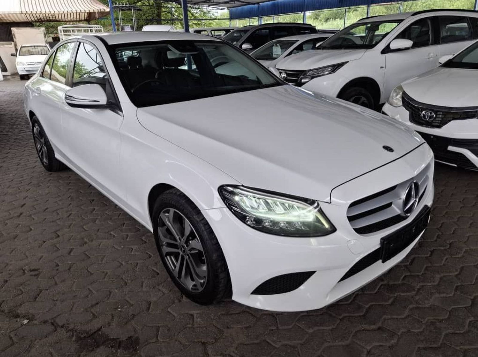2020 Mercedes-Benz C220 DIESEL AUTO pictures