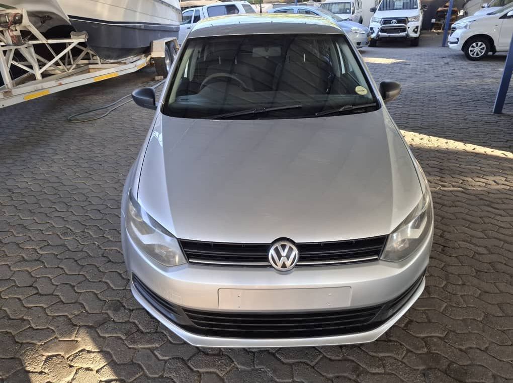 2019 Volkswagen POLO VIVO 1.4 TREDLINE pictures