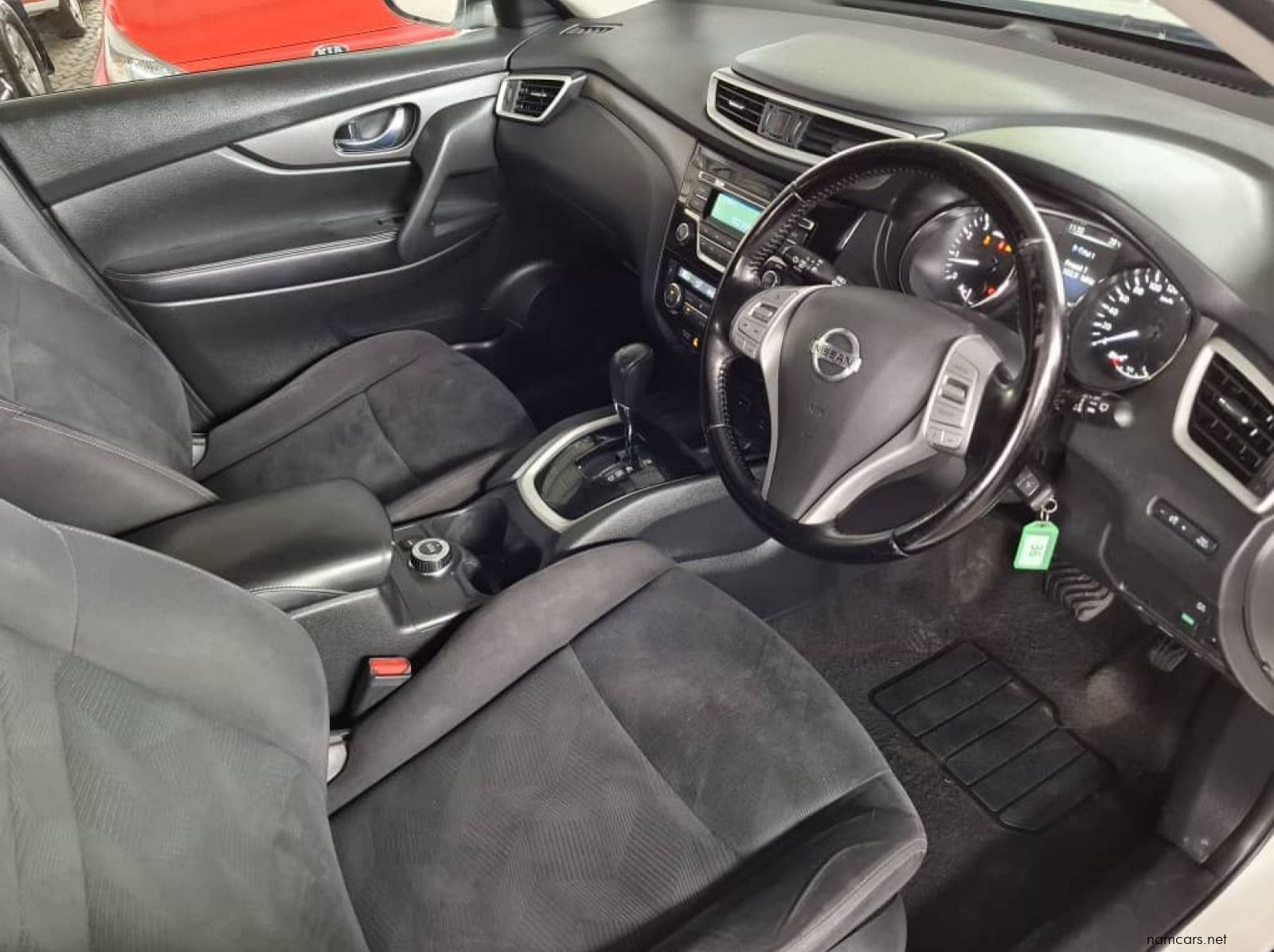 2017 Nissan X-TRAIL 2.5 ACCENTA 4X4 / AWD AUTO pictures