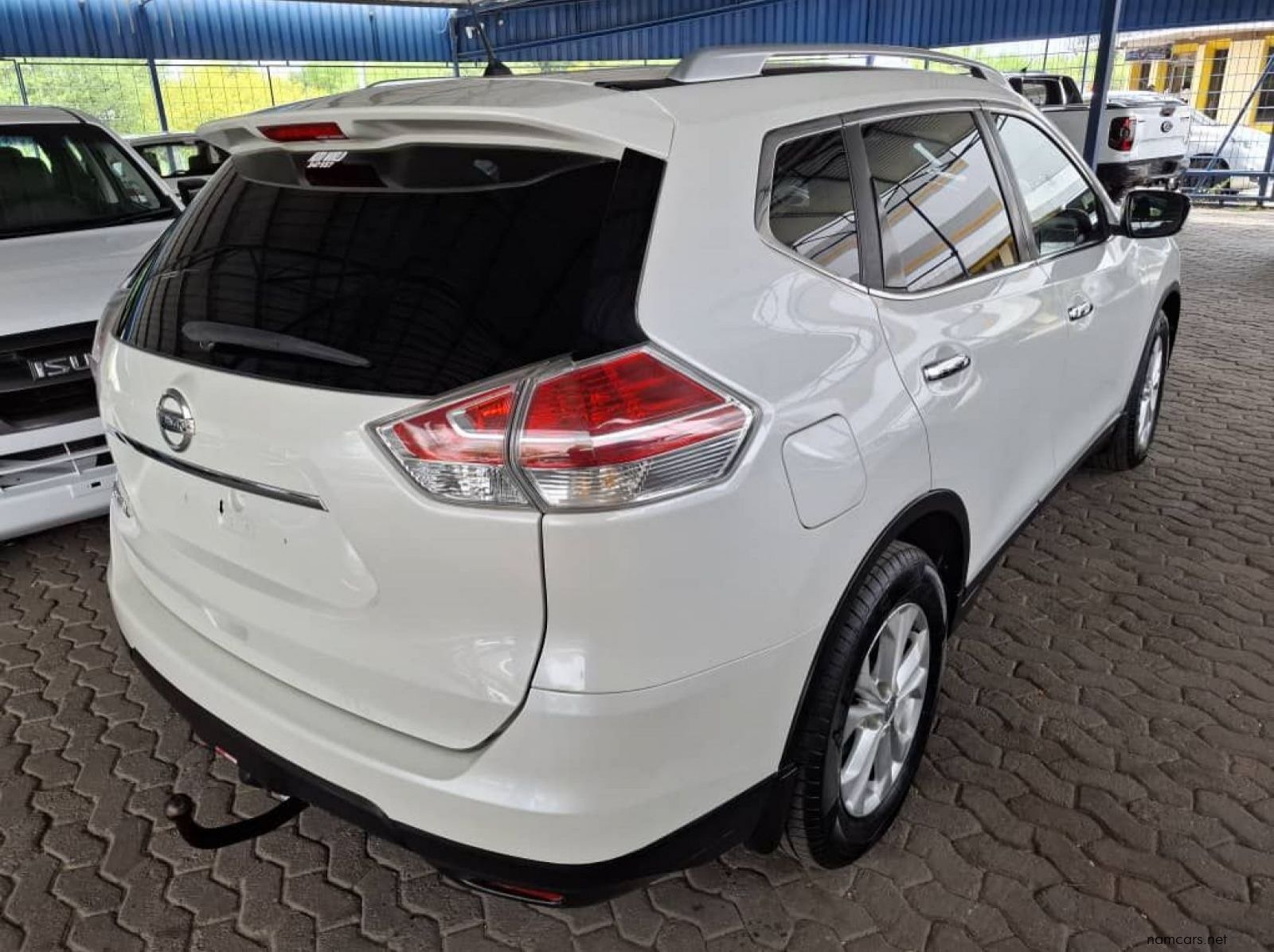 2017 Nissan X-TRAIL 2.5 ACCENTA 4X4 / AWD AUTO pictures