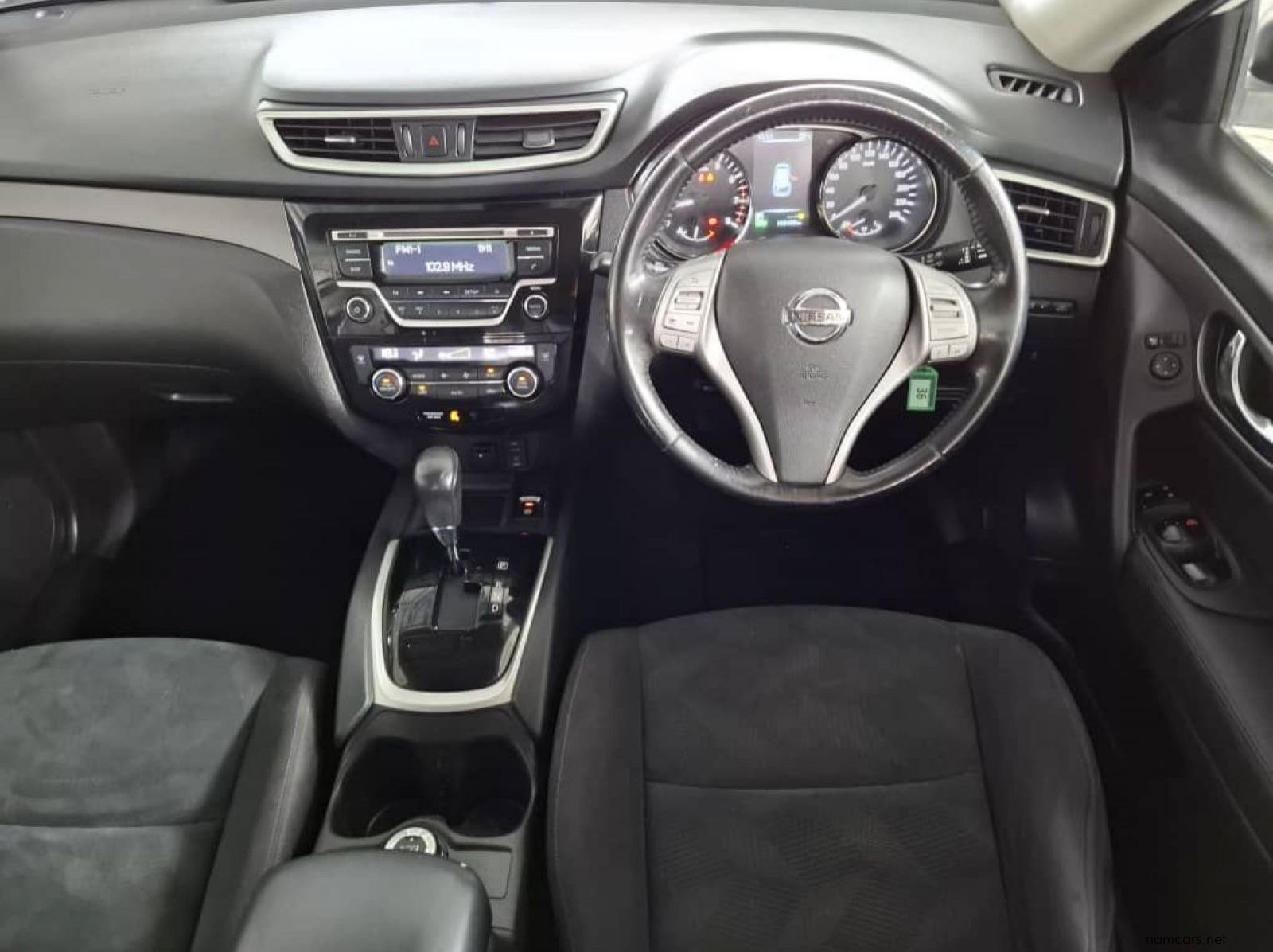 2017 Nissan X-TRAIL 2.5 ACCENTA 4X4 / AWD AUTO pictures