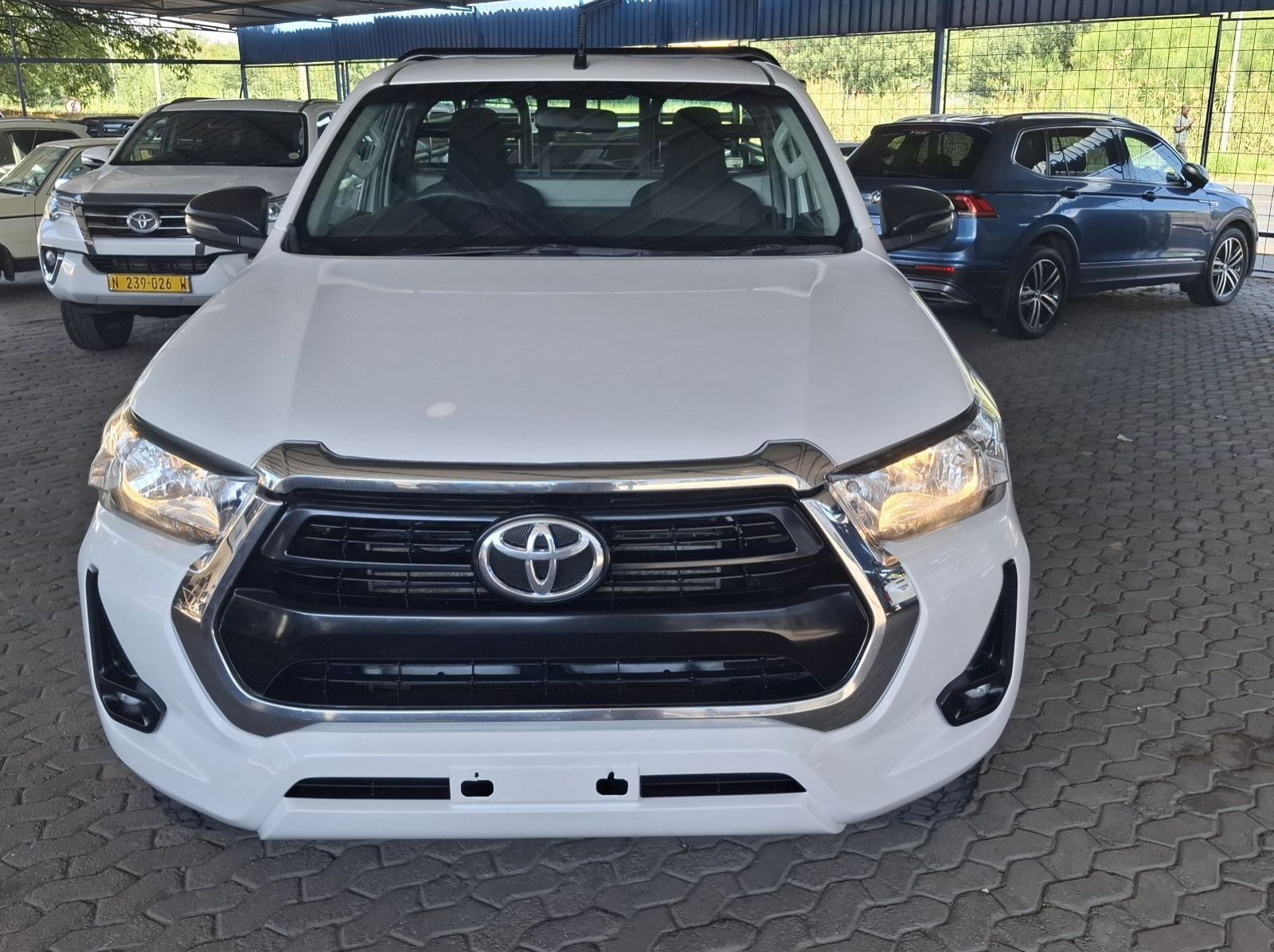 2021 Toyota HILUX 2.4 RAIDER 4X4 S/CAB AUTO pictures