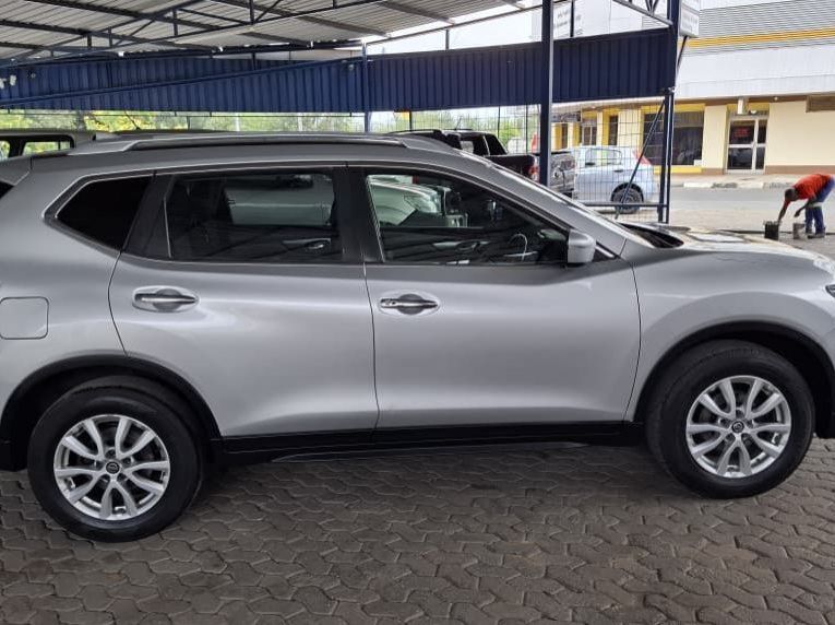 Used Nissan X-TRAIL 2.5 ACCENTA  ALL WHEEL DRIVE AUTO for sale in Windhoek, Namibia