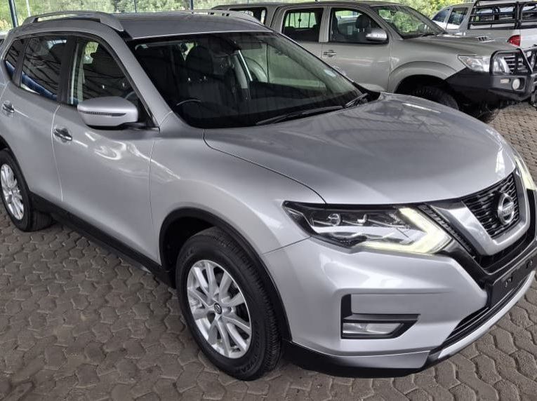 2022 Nissan X-TRAIL 2.5 ACCENTA  ALL WHEEL DRIVE AUTO pictures