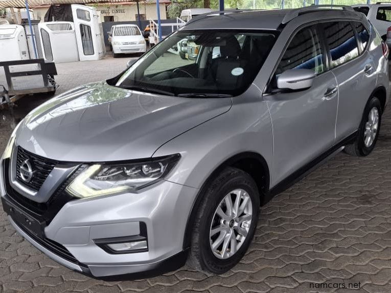 2022 Nissan X-TRAIL 2.5 ACCENTA  ALL WHEEL DRIVE AUTO pictures