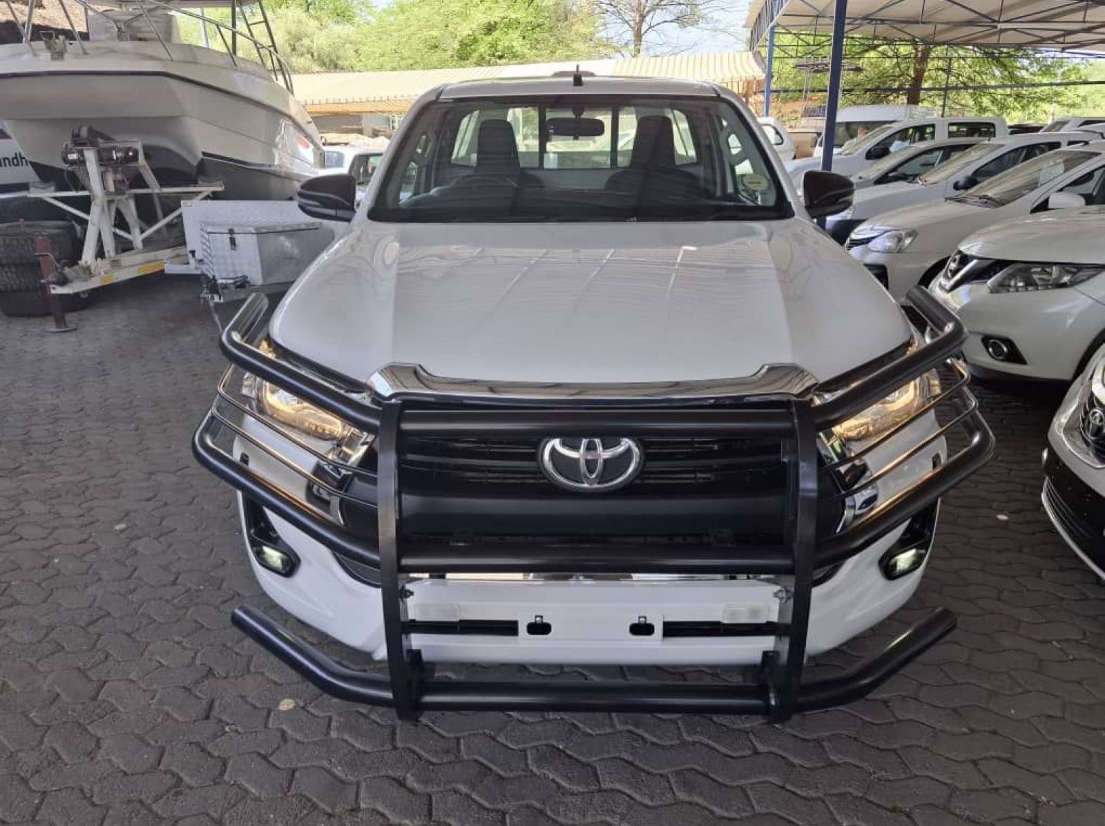 2021 Toyota HILUX 2.4 GD6 RAIDER 4X4 S/CAB MAN pictures