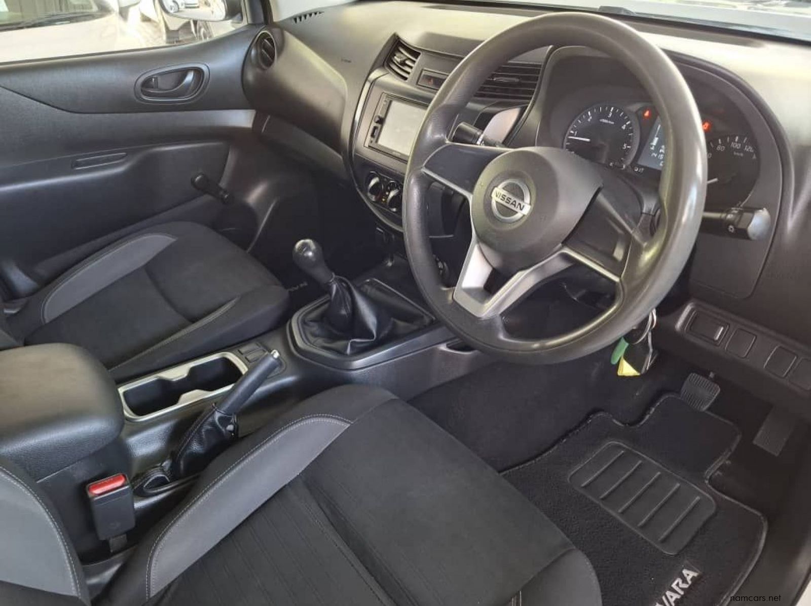 2021 Nissan NAVARA  2.5TDI XE MAN D/CAB pictures