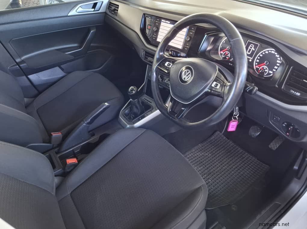 2019 Volkswagen POLO 1.0 TSI COMFORTLINE MAN pictures