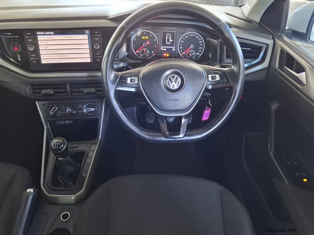 2019 Volkswagen POLO 1.0 TSI COMFORTLINE MAN pictures