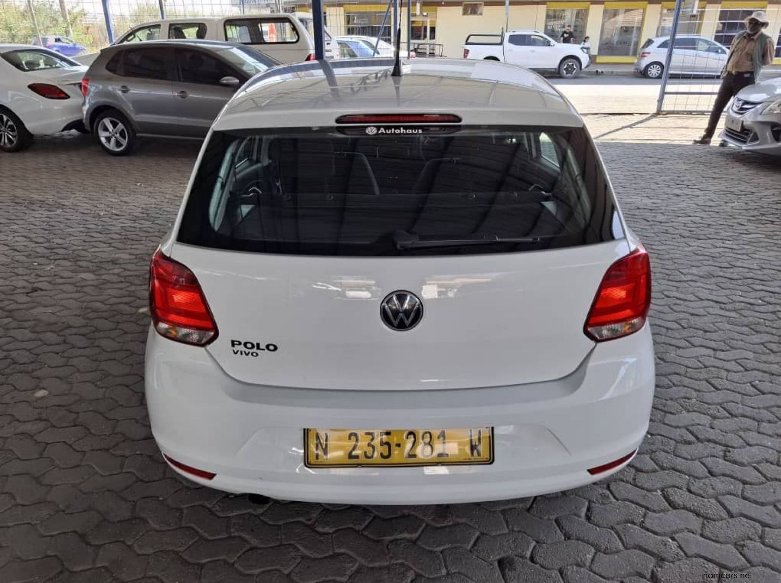 2024 Volkswagen POLO VIVO 1.4 TREDLINE pictures