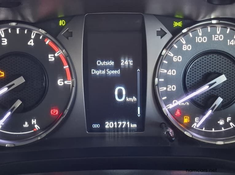 2020 Toyota HILUX 2.4 RAIDER S/CAB 4X2 MAN pictures