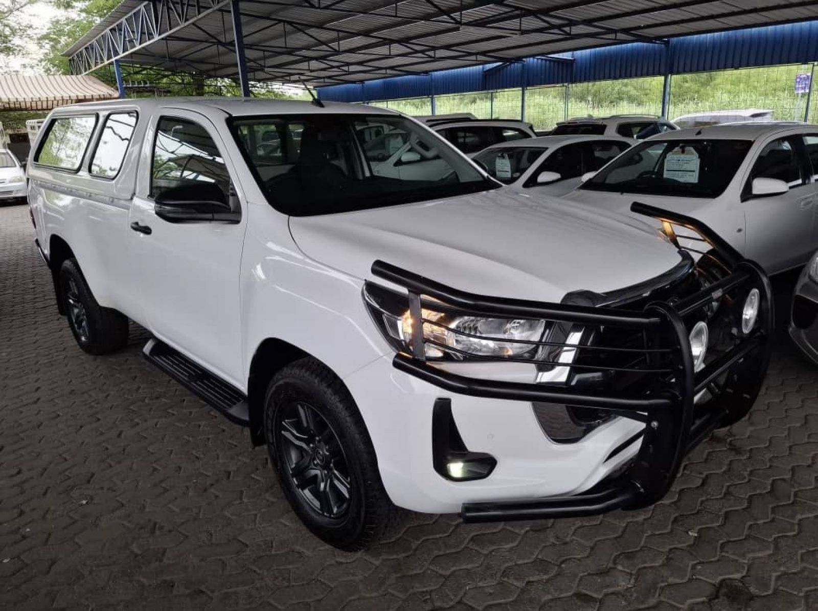 2022 Toyota HILUX 2.4 GD6 RAIDER 4X4 MAN S/CAB pictures