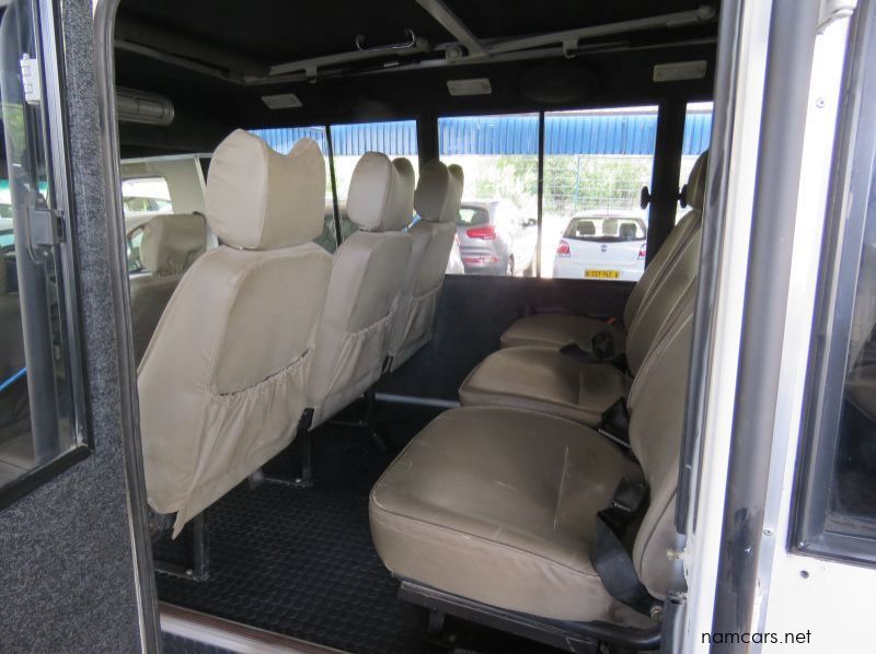 2017 Toyota LANDCRUISER 4,2 DIESEL TOURIST BUS pictures