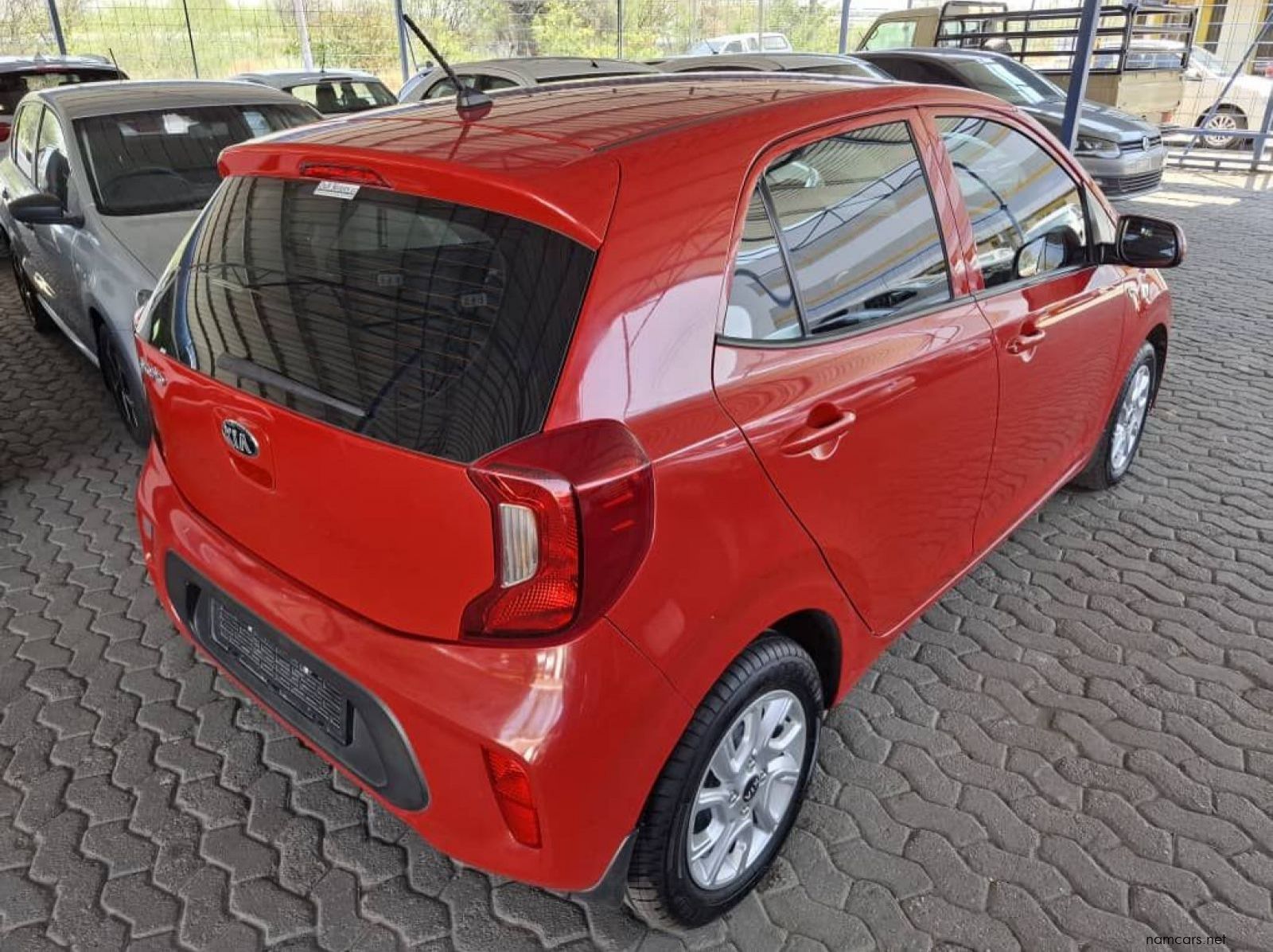 2018 Kia PICANTO 1.0 STYLE pictures