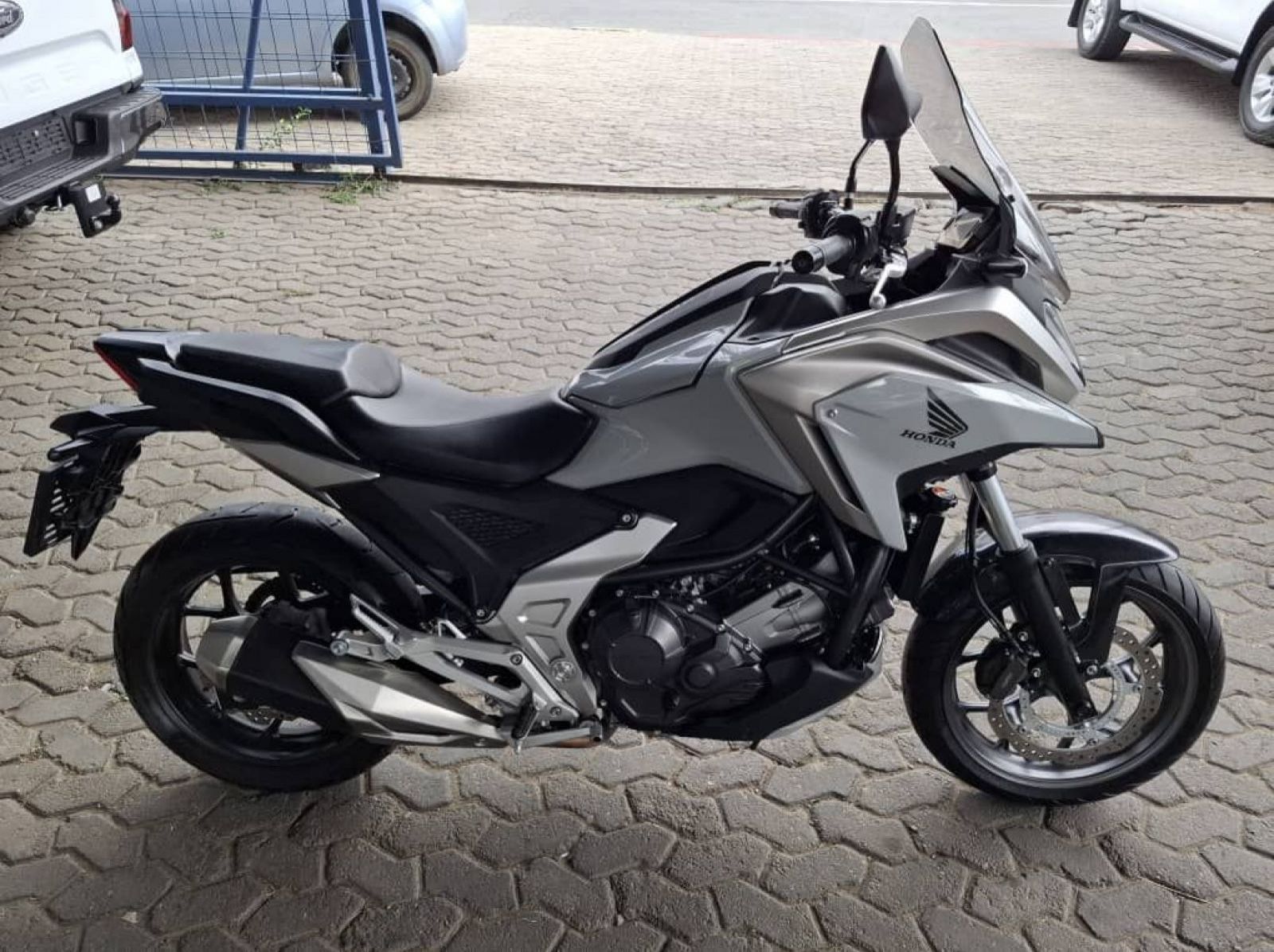 2023 Honda NC750XA pictures