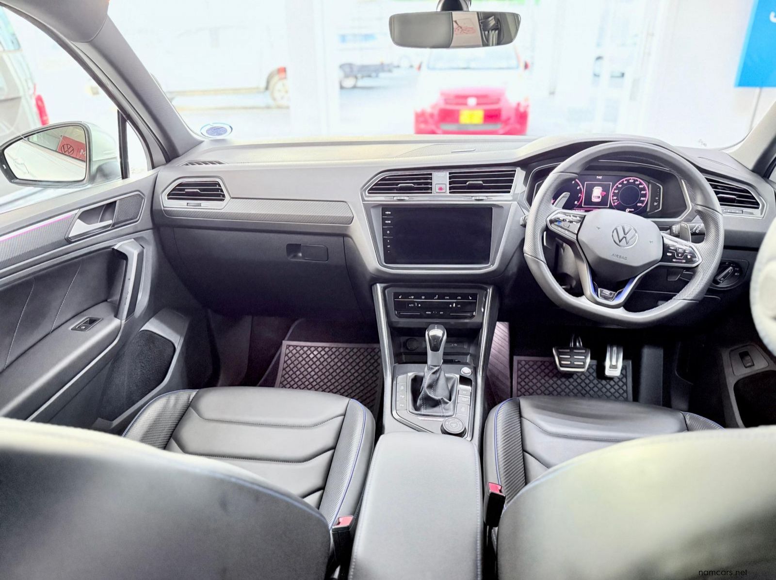 2024 Volkswagen Tiguan R pictures