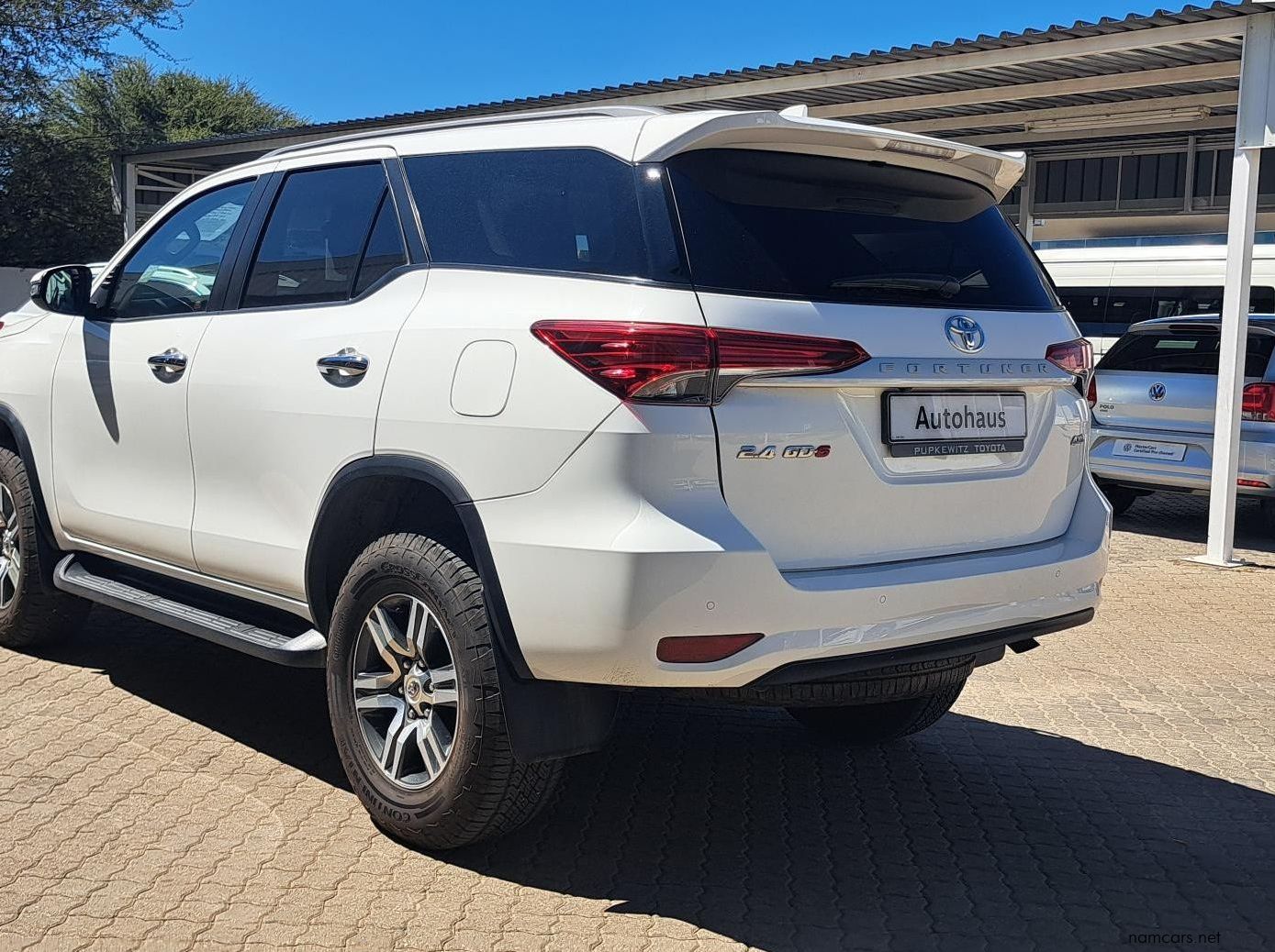 2021 Toyota Fortuner pictures