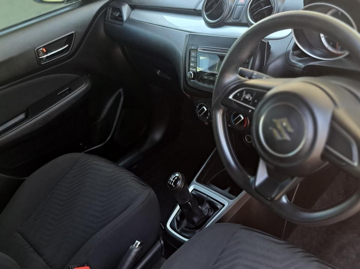 2021 Suzuki Swift pictures