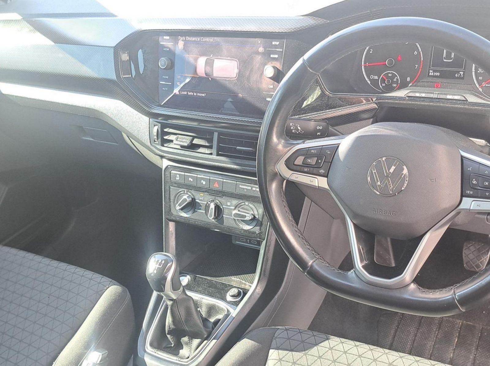 2021 Volkswagen T-Cross 1.0 TSI pictures