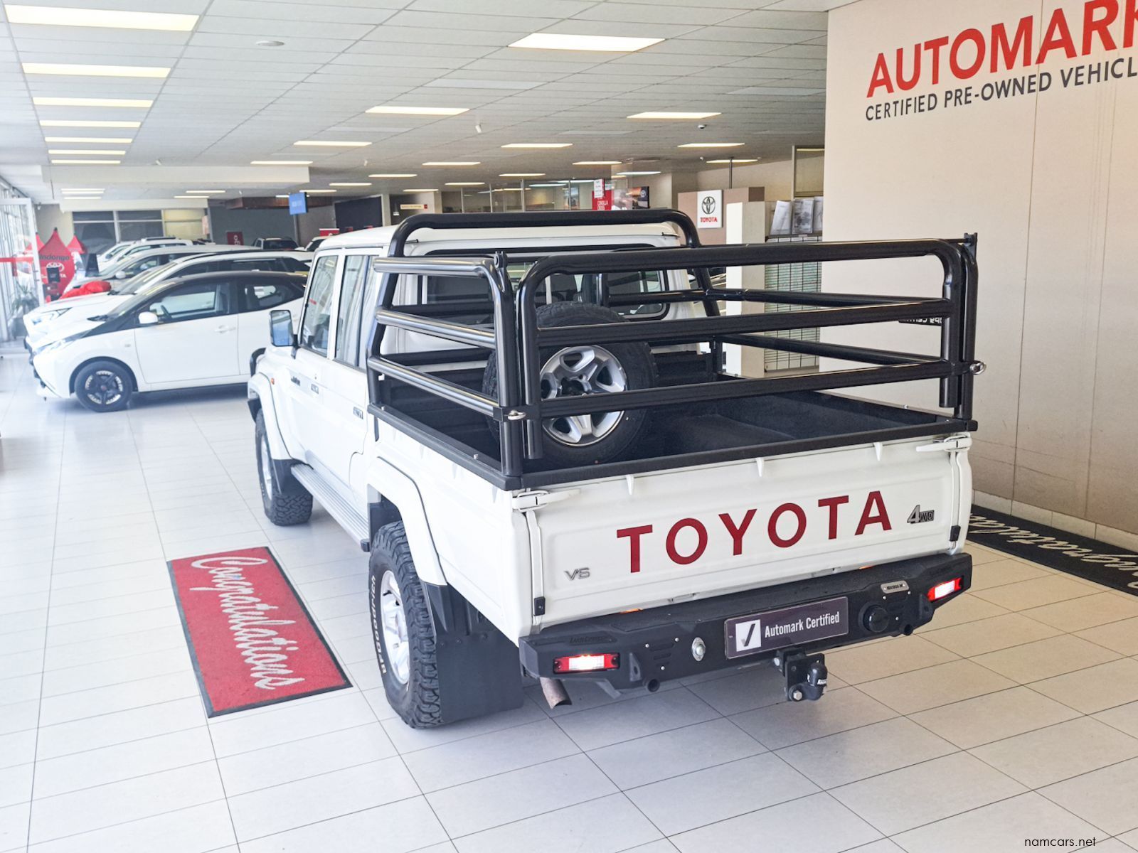 2021 Toyota Land Cruiser 79 DC 4.0 Petrol 4x4 MT photo