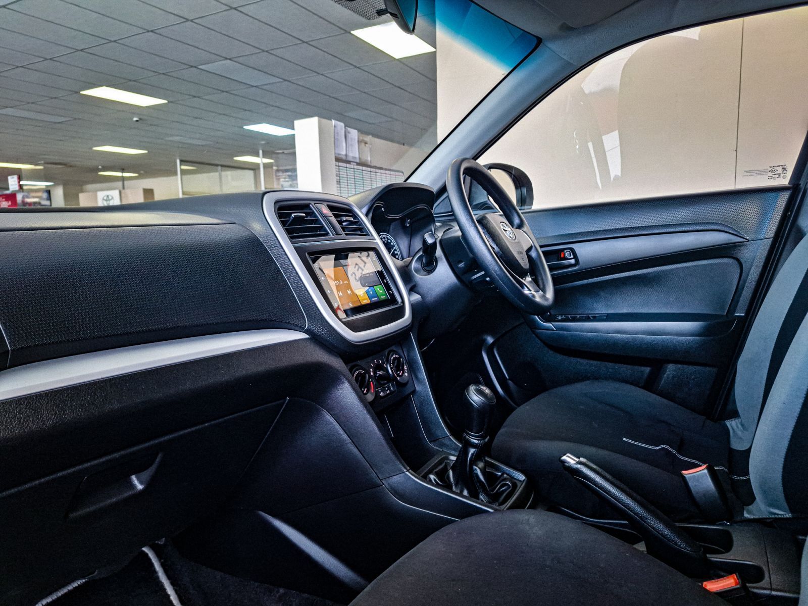 2022 Toyota Urban Cruiser 1.5 Xi photo