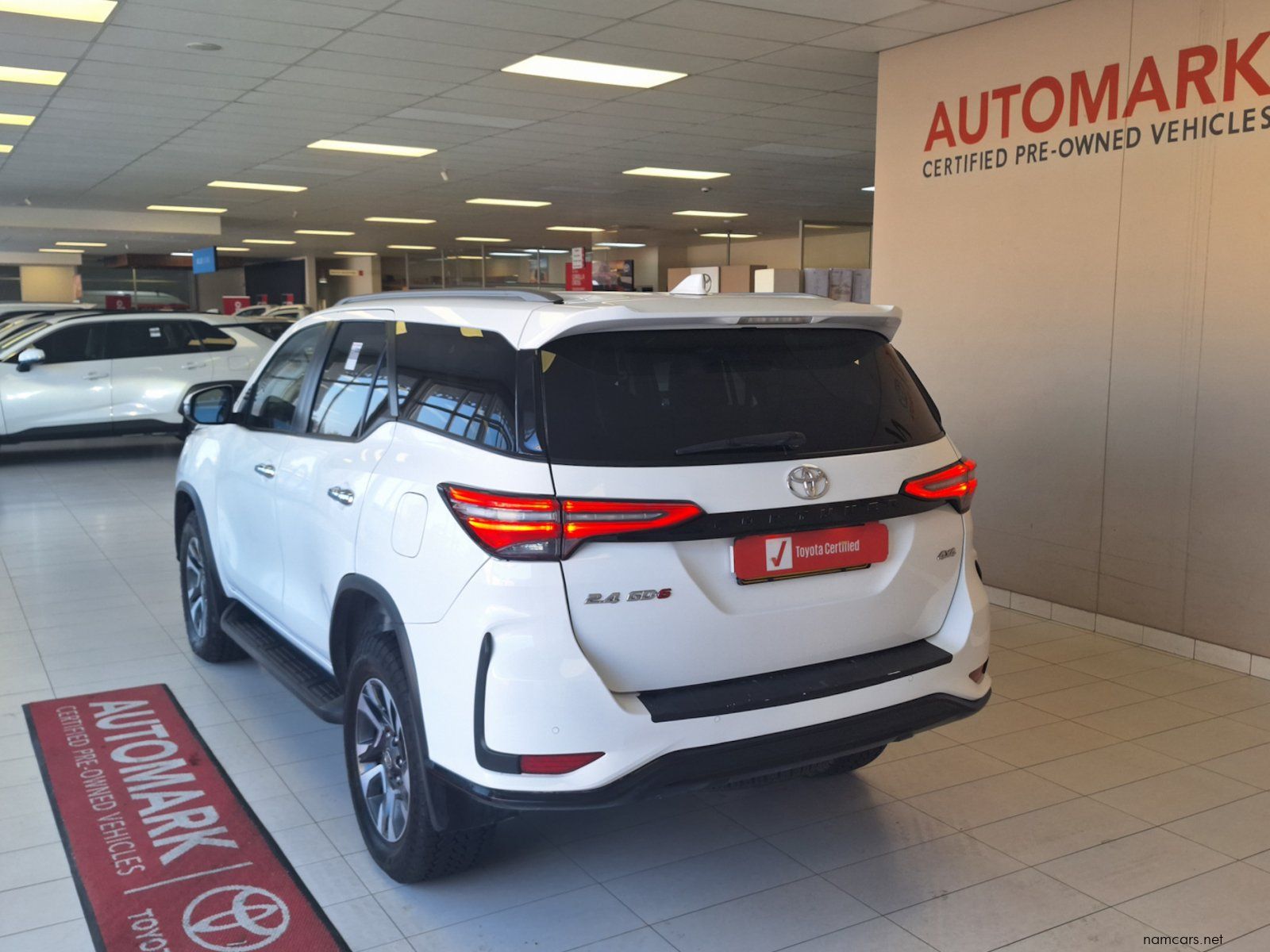 2025 Toyota Fortuner 2.4 GD6 4x4 AT photo