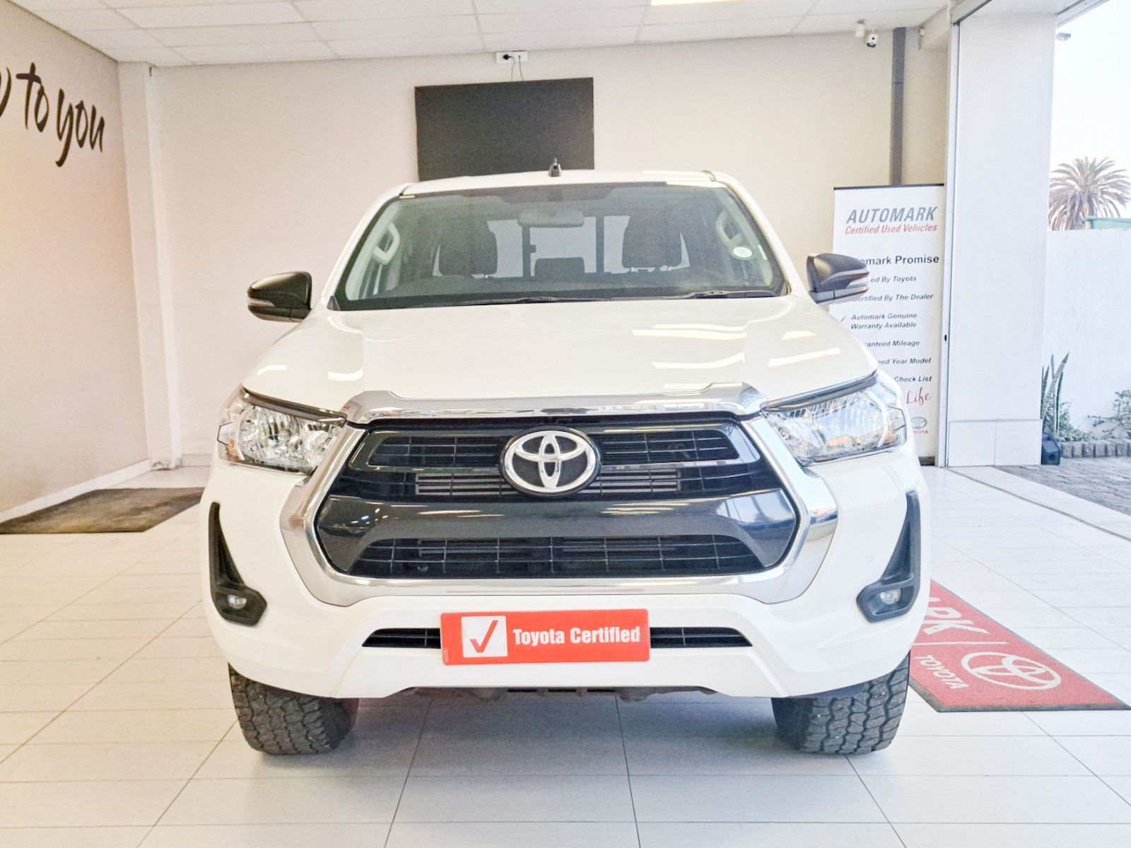 2022 Toyota Hilux Raider 2.4 GD6 4x4 AT photo